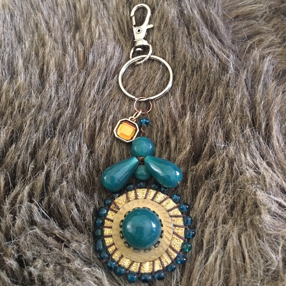 Vintage repurpose salvaged estate gem keychain - Picture 4 of 4